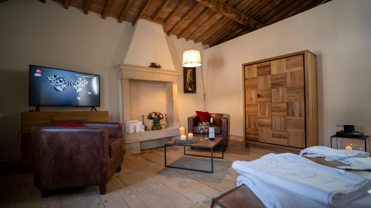 Locanda Dell'Oleificio Mezzane di Sotto Exterior foto